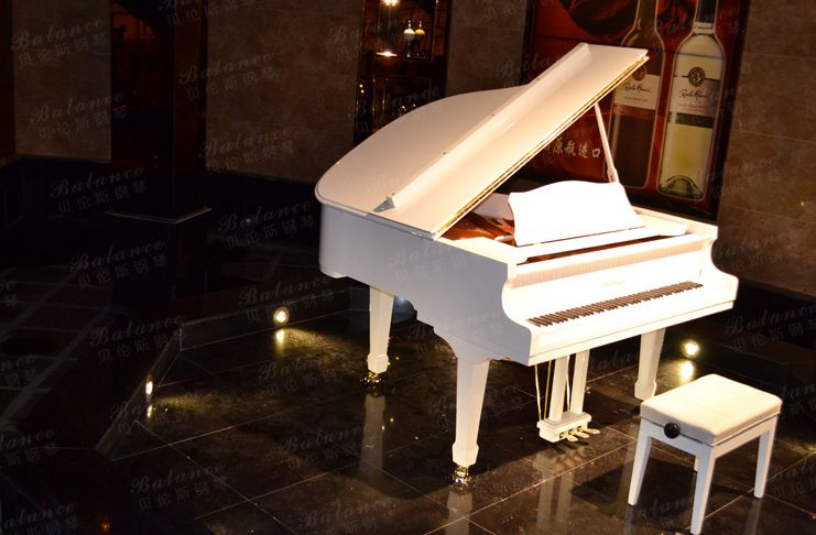 珠江钢琴GP148白色三角钢琴-开心租琴网